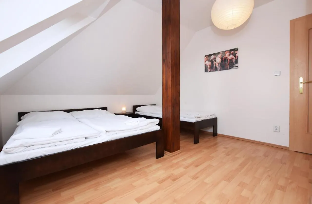 Vendégház Flamingo Apartments Prága
