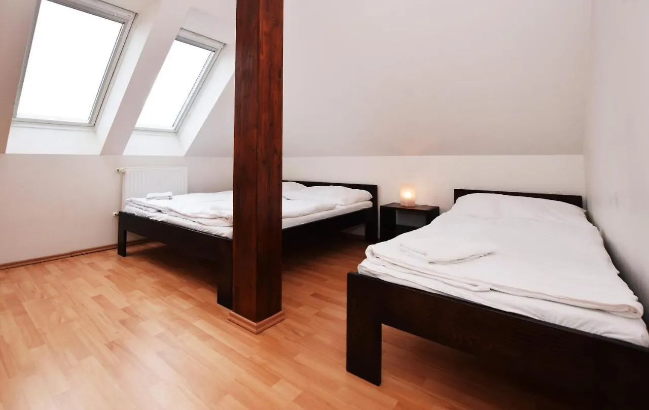 Flamingo Apartments Prague Guest house